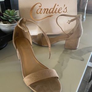 Block heels nude color.